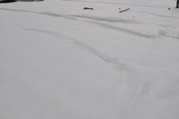 防滲土工布和防滲土工膜區(qū)別  第1張