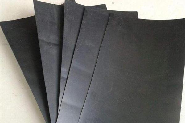 防滲土工膜與三布五涂的區別 第1張