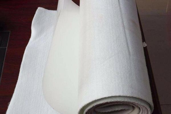 復(fù)合土工膜需要留縫嗎  第3張