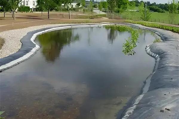 土工膜可以用來做生態溪流嗎  第2張